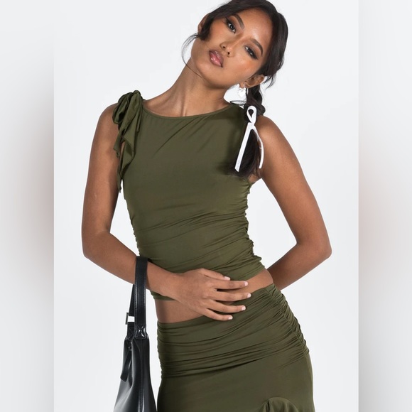 Lioness Rendevous Skirt and Top Set - Picture 3 of 3